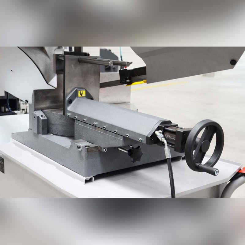 Bomar 320.258 DGH Ergonomic Semi-Automatic Mitre Cutting Bandsaw Bomar 320.258 DGH Ergonomic Semi-Automatic Mitre Cutting Bandsaw