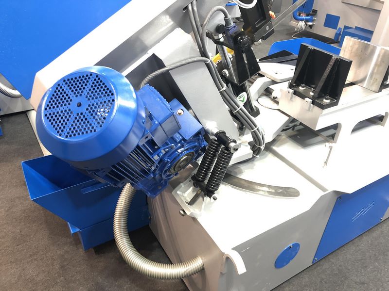 PSM 350 M – Semi Automatic Mitre Bandsaw Machine PSM 350 M – Semi Automatic Mitre Bandsaw Machine