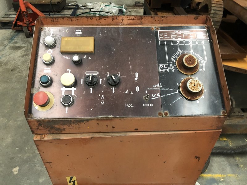 Used COSEN SH-700DM Semi Automatic Double Mitre Bandsaw Used COSEN SH-700DM Semi Automatic Double Mitre Bandsaw
