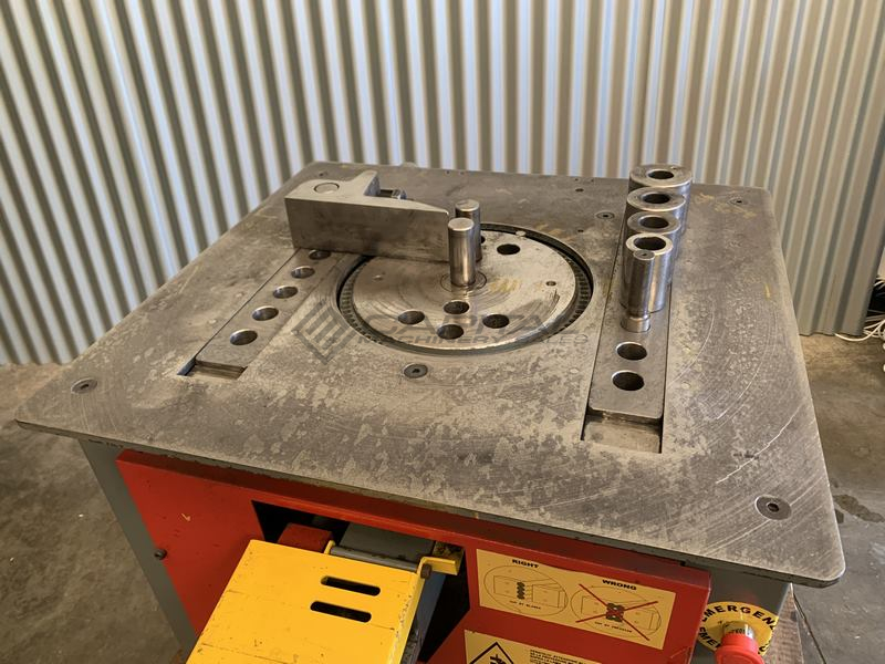 Used ICARO CP26/32 Combined Production Rebar Cutter And Bender Machine Used ICARO CP26/32 Combined Production Rebar Cutter And Bender Machine