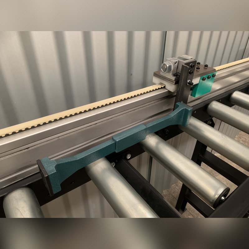 DC 300 NC Automatic Digital Material Length Stop With Conveyor and Stand