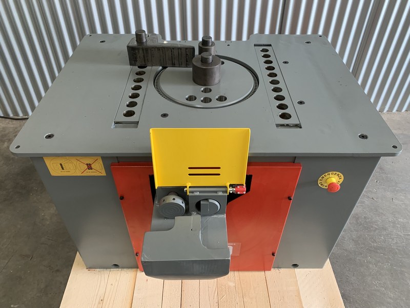 ICARO CP50/54 Combined Rebar Cutter And Bender with Digital Angle Controller ICARO CP50/54 Combined Rebar Cutter And Bender with Digital Angle Controller