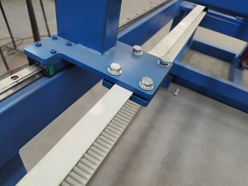 Unitech RMB-2400 Rebar Mesh Bending Machine with Back Gauge Unitech RMB-2400 Rebar Mesh Bending Machine with Back Gauge