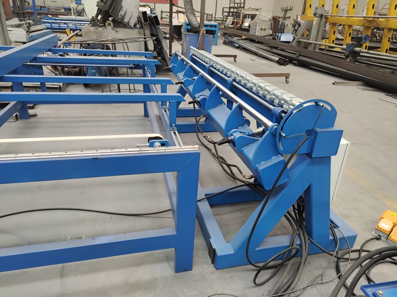 Unitech RMB-2400 Rebar Mesh Bending Machine with Back Gauge Unitech RMB-2400 Rebar Mesh Bending Machine with Back Gauge
