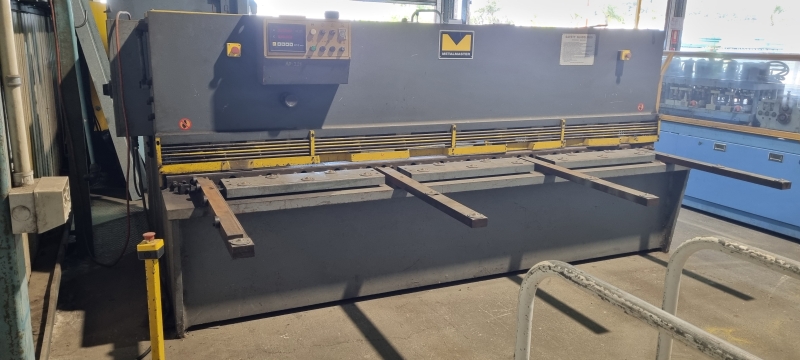 Used Hydraulic Guillotine QC12Y Year 2007 Used Hydraulic Guillotine QC12Y Year 2007