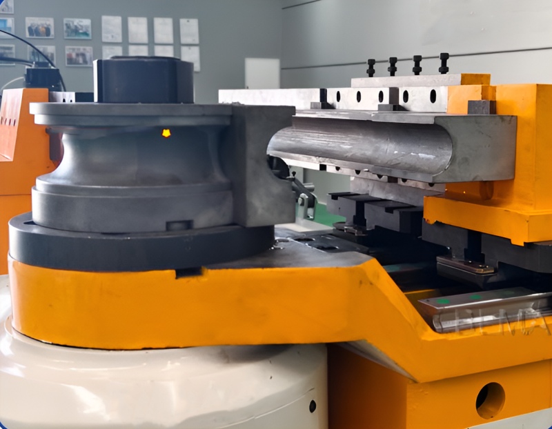 Unitech TBM63X4-2A-1S CNC Tube Bending Machine Unitech TBM63X4-2A-1S CNC Tube Bending Machine