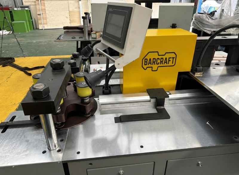 SMG BarCraft 3000XA PRO CNC Fully Automatic Three in One Busbar Processing Station SMG BarCraft 3000XA PRO CNC Fully Automatic Three in One Busbar Processing Station