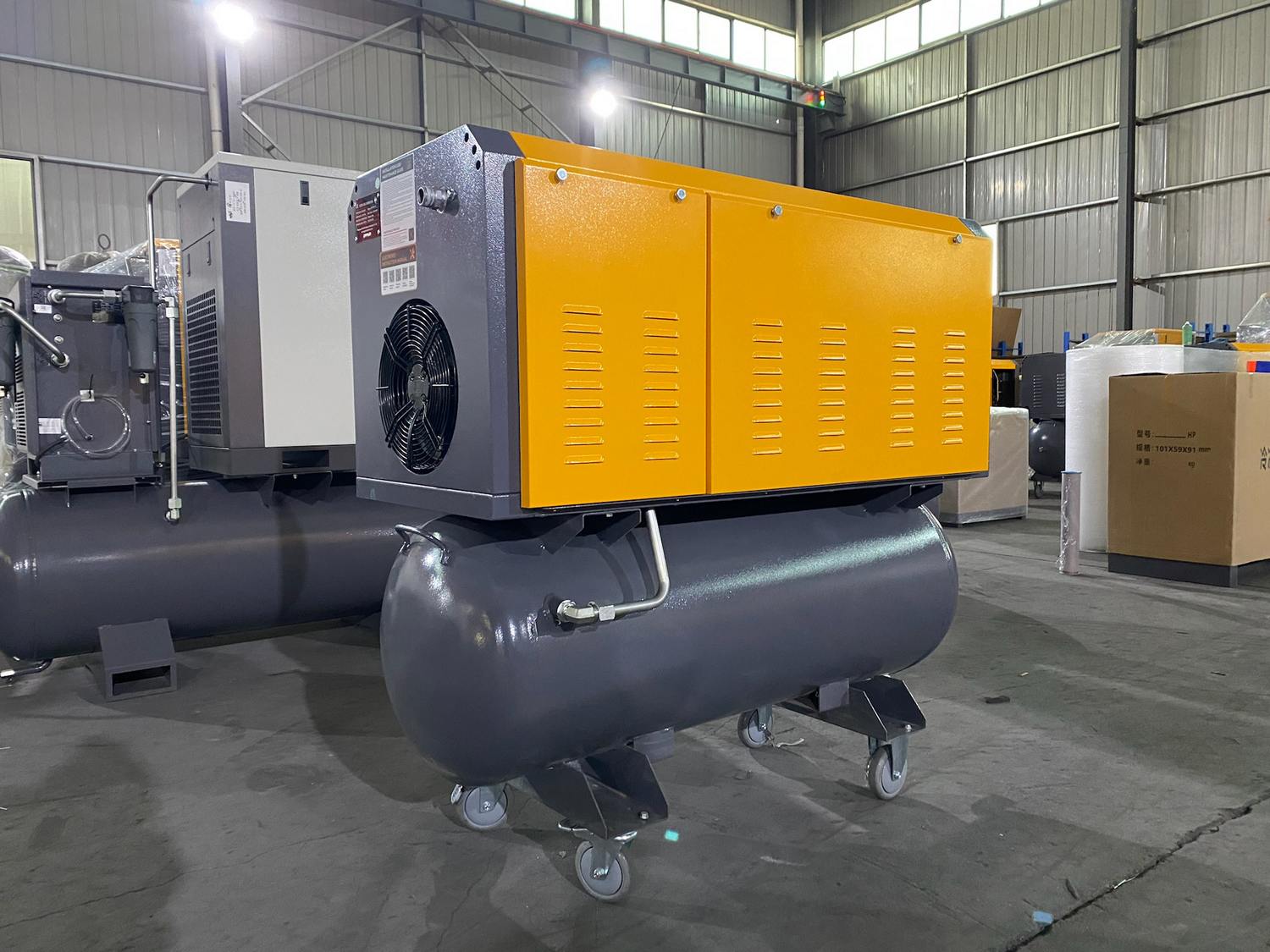 HyperAir VARI-ECO 1100S Single Phase Air Compressor – Direct Drive – 7.5kW / 10.0HP 270L – 38.85CFM/1100LPM – Refrigerated Air Dryer – Tank Mount HyperAir VARI-ECO 1100S Single Phase Air Compressor – Direct Drive – 7.5kW / 10.0HP 270L – 38.85CFM/1100LPM – Refrigerated Air Dryer – Tank Mount