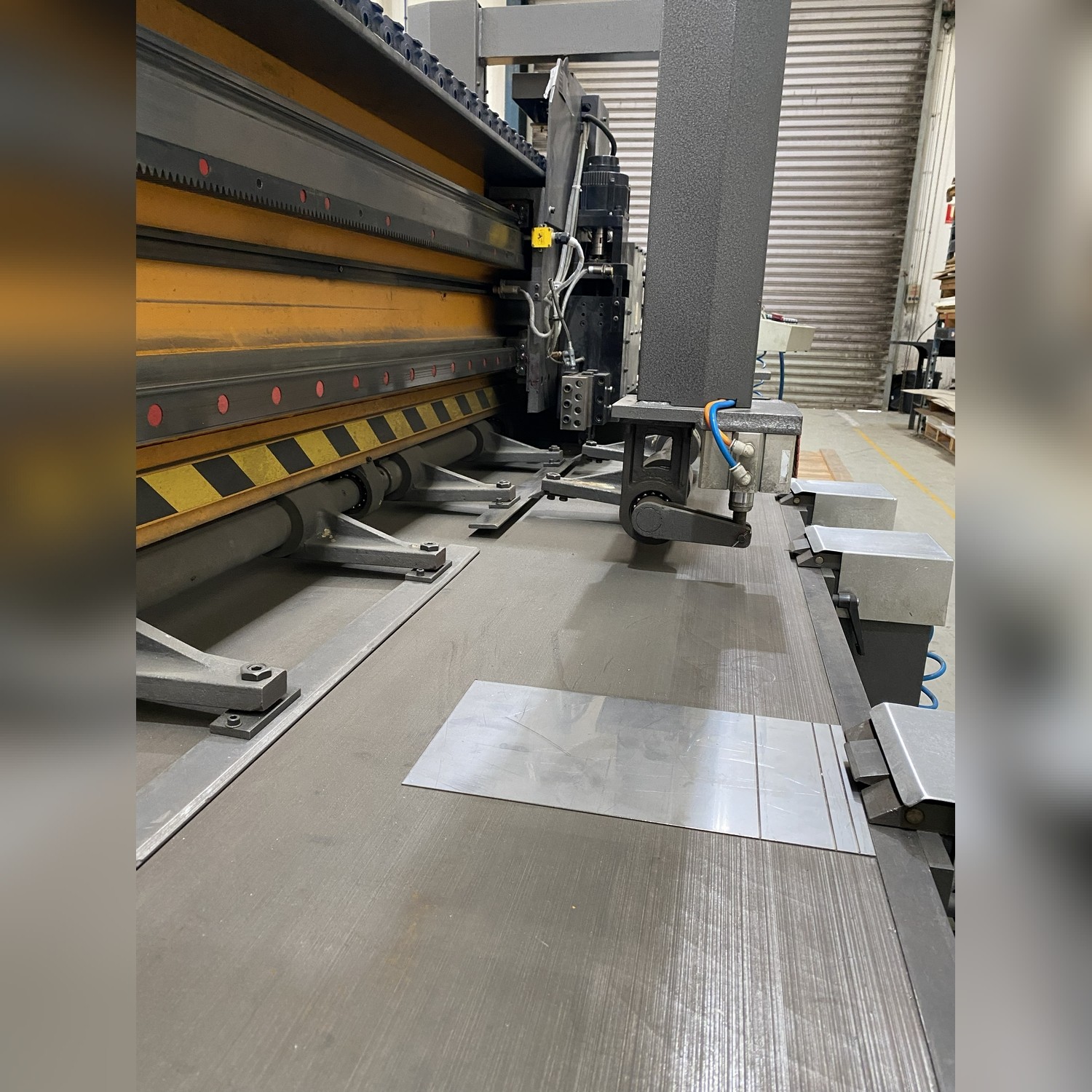 Used B2-4000×1220 CNC V-Grooving Machine | 4000mm x 1220mm | 2026 Model | High-Precision Metal Slotting Used B2-4000×1220 CNC V-Grooving Machine | 4000mm x 1220mm | 2026 Model | High-Precision Metal Slotting